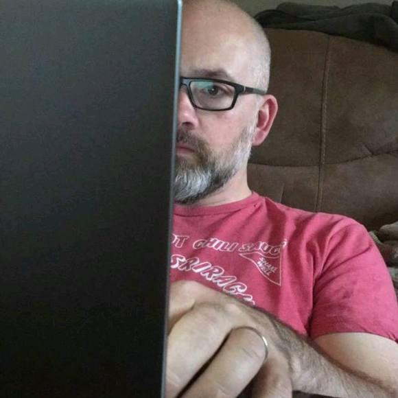 Meet your Posher, Chris - Picture 1 of 1